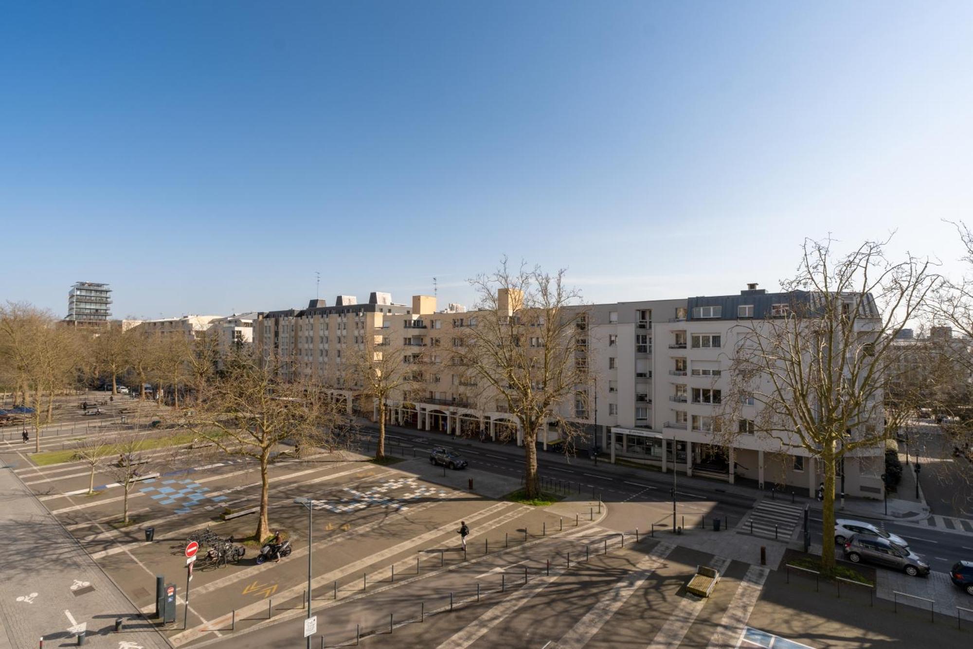 Emplacement Ideal, Garage Prive, Lumineux * Rennes